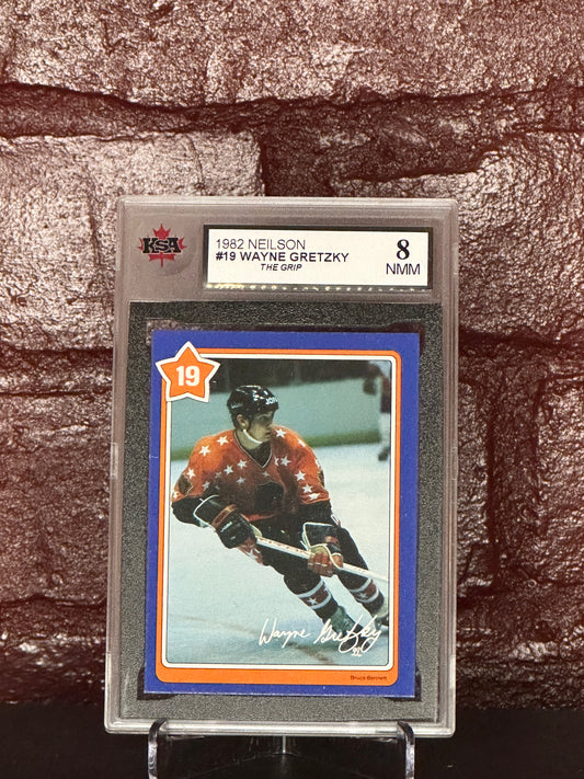 1982 NEILSON, WAYNE GRETZKY THE GRIP, AUTO, #19, KSA 8 NMM