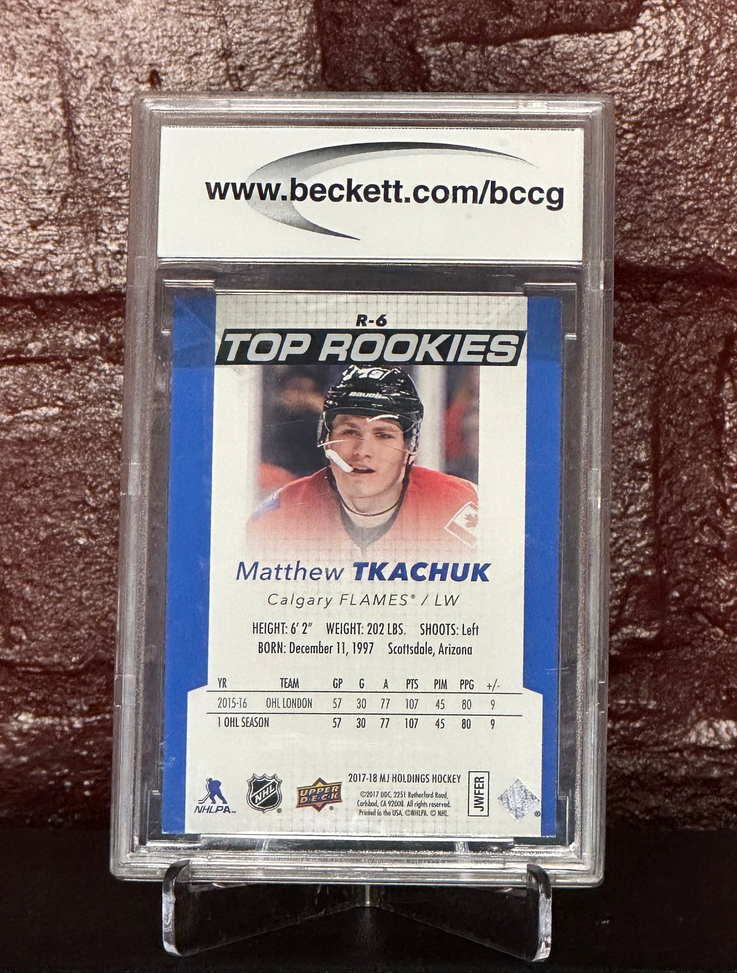 MATTHEW TKACHUK 2017-18 UD MJ HOLDINGS #R6, BCCG 10 MINT