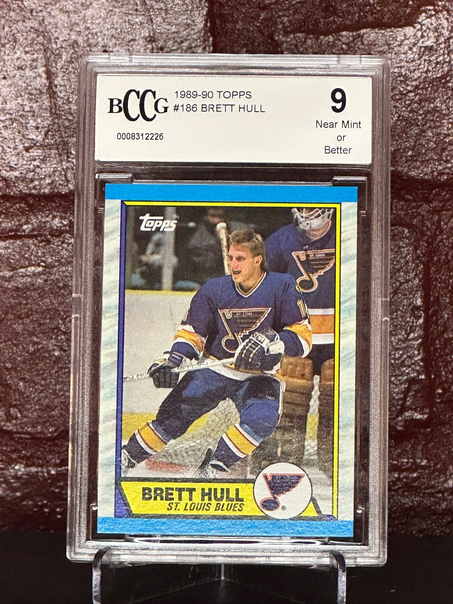 Brett Hull 1989-90 Topps #186, BCCG 9 NM